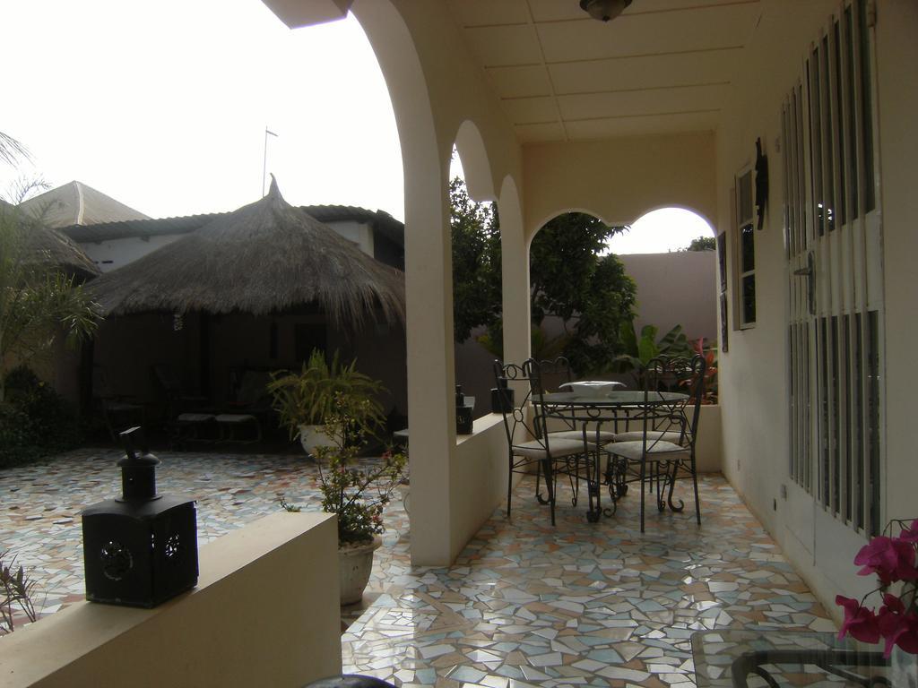 Mandinka Lodge Kololi Room photo