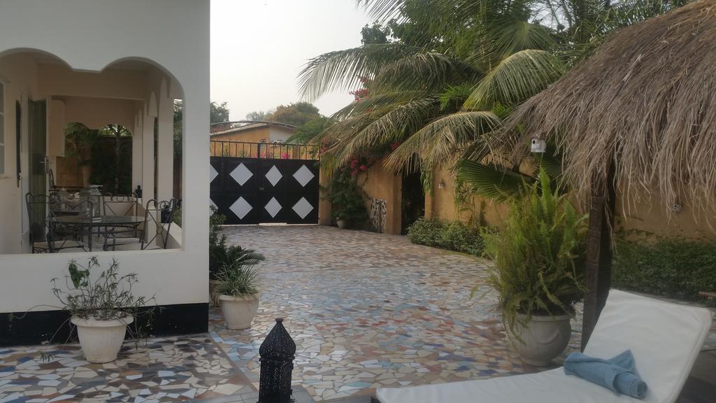 Mandinka Lodge Kololi Exterior photo